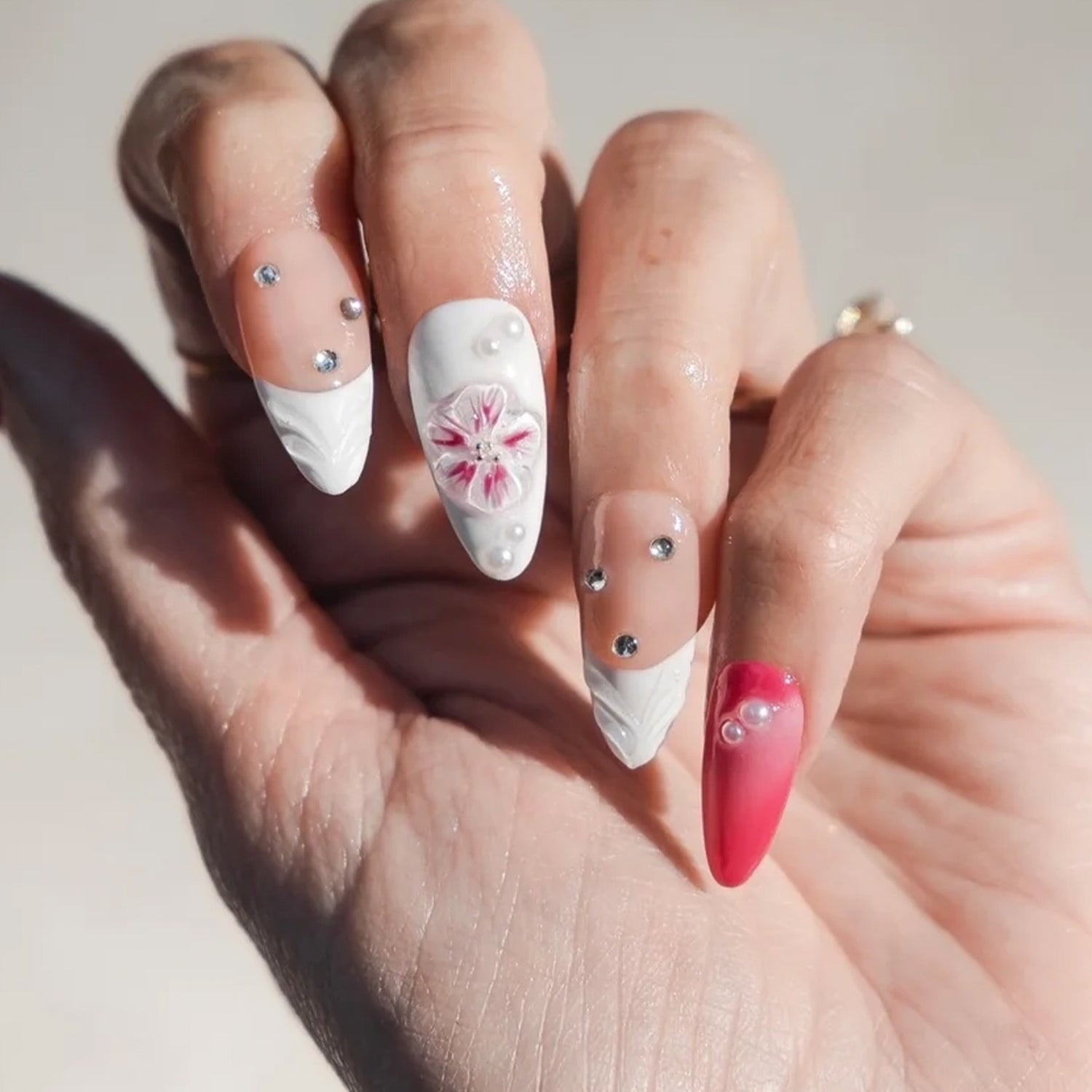 3H Luxury Handmade Press-on Nails - Dollhouse Daze - 3H Nails