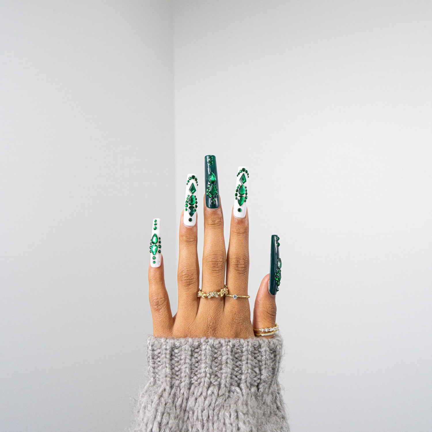 3H Luxury Handmade Press-on Nails - Green Enigma - 3H Nails