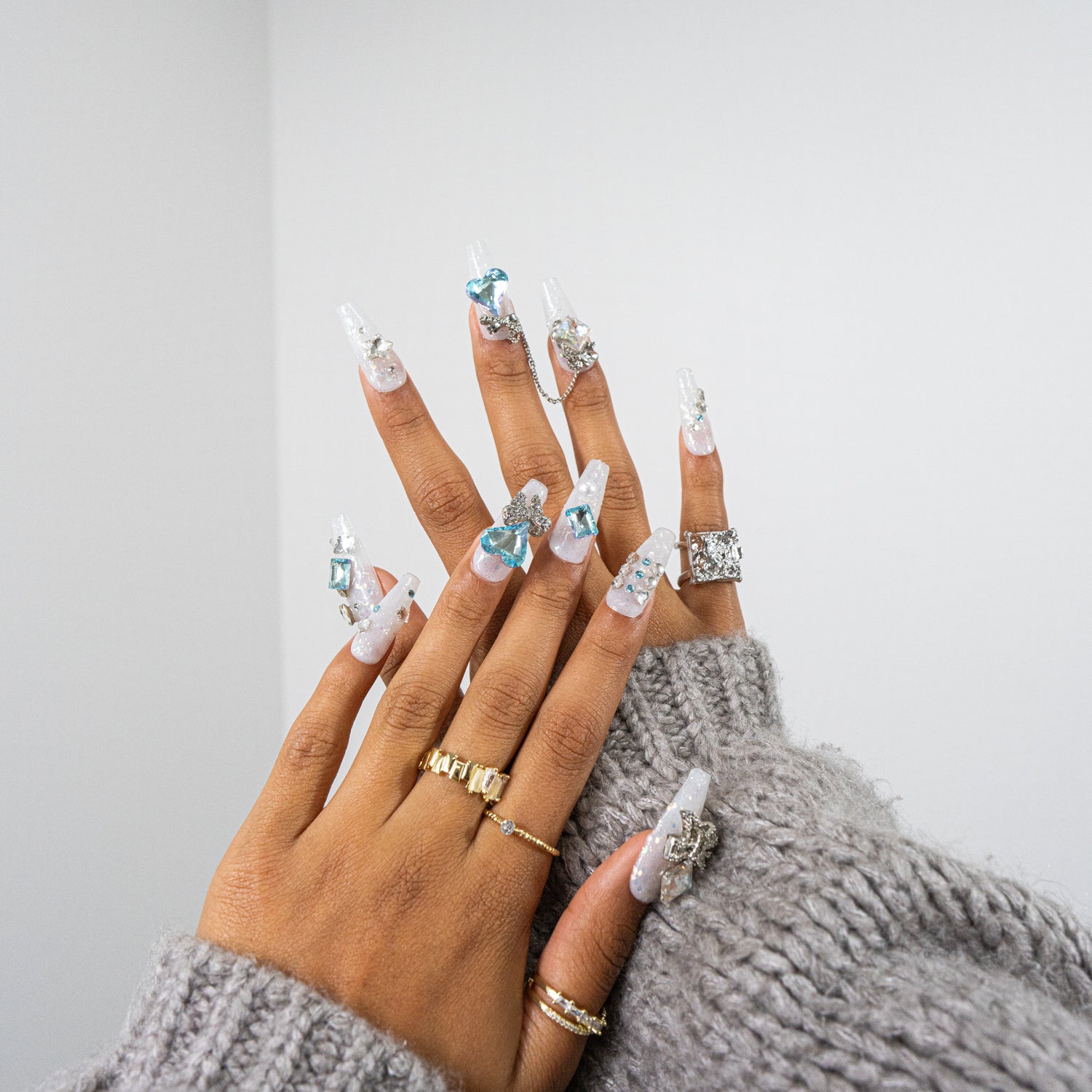 3H Luxury Handmade Press-on Nails - Crystal Blue Glam - 3H Nails