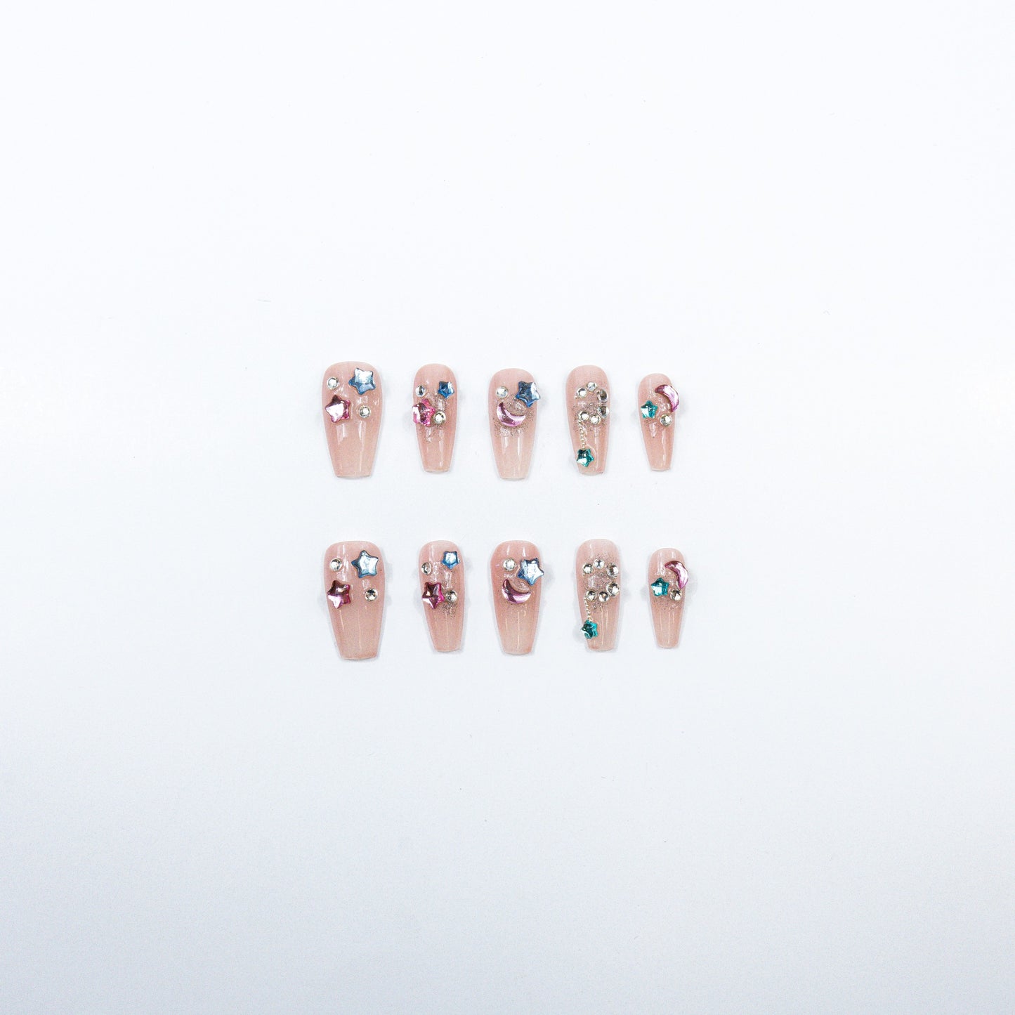 Glamour Glisten Nails